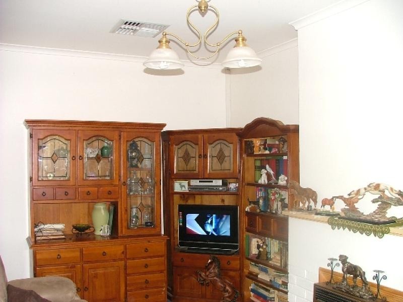 11 Giles Street, Crystal Brook SA 5523