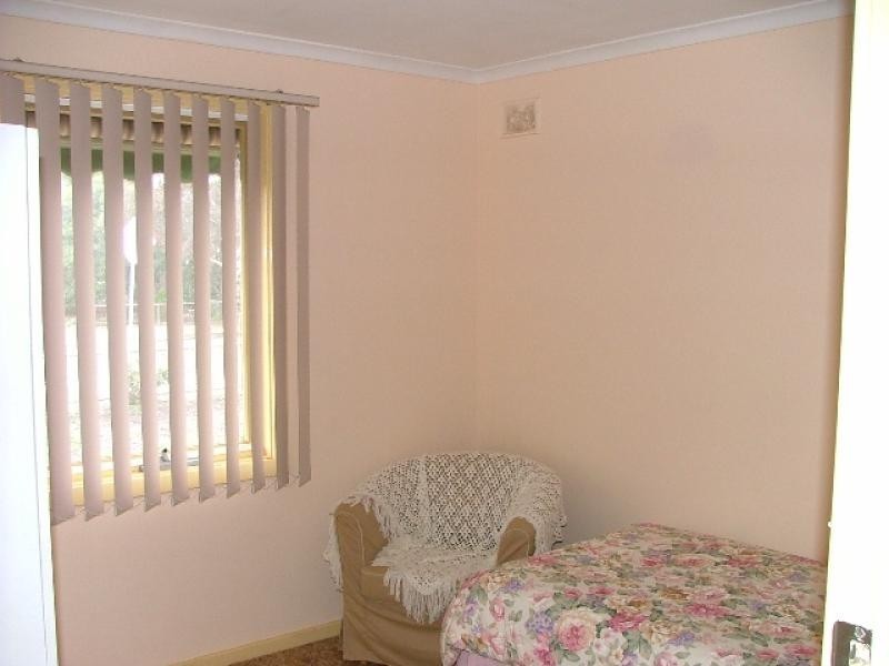 10 Flinders Street, Crystal Brook SA 5523