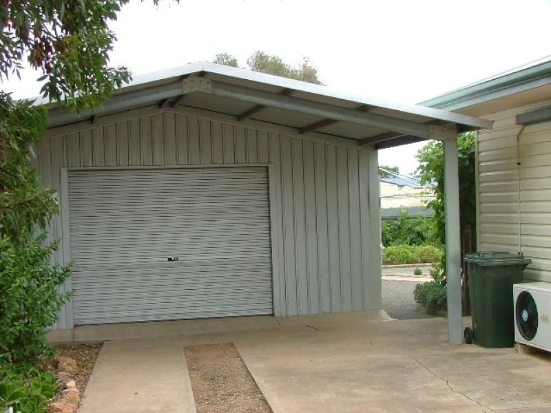 10 Flinders Street, Crystal Brook SA 5523