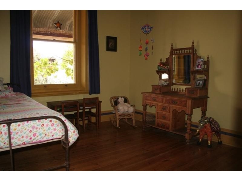 19 Eyre Road, Crystal Brook SA 5523