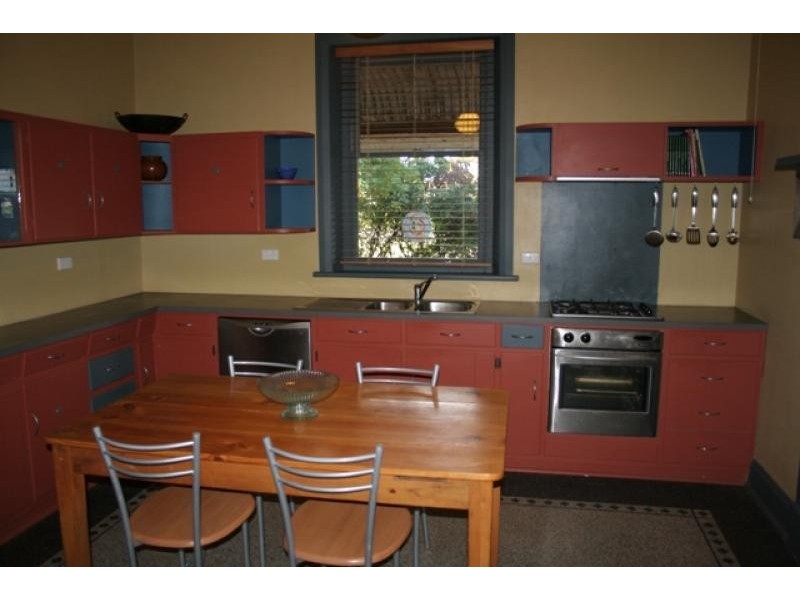 19 Eyre Road, Crystal Brook SA 5523