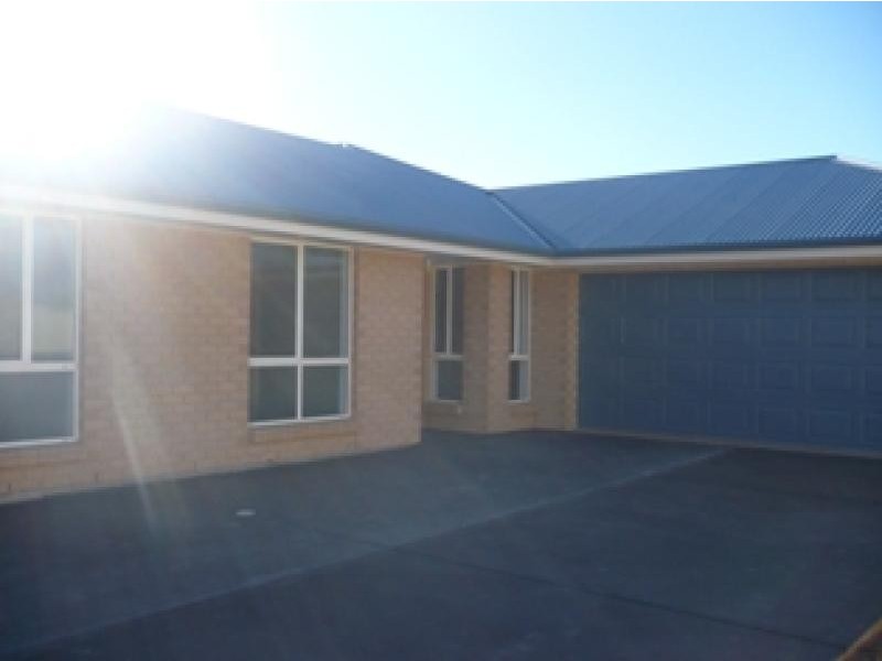 10 CASUARINA COURT, Whyalla Stuart SA 5608