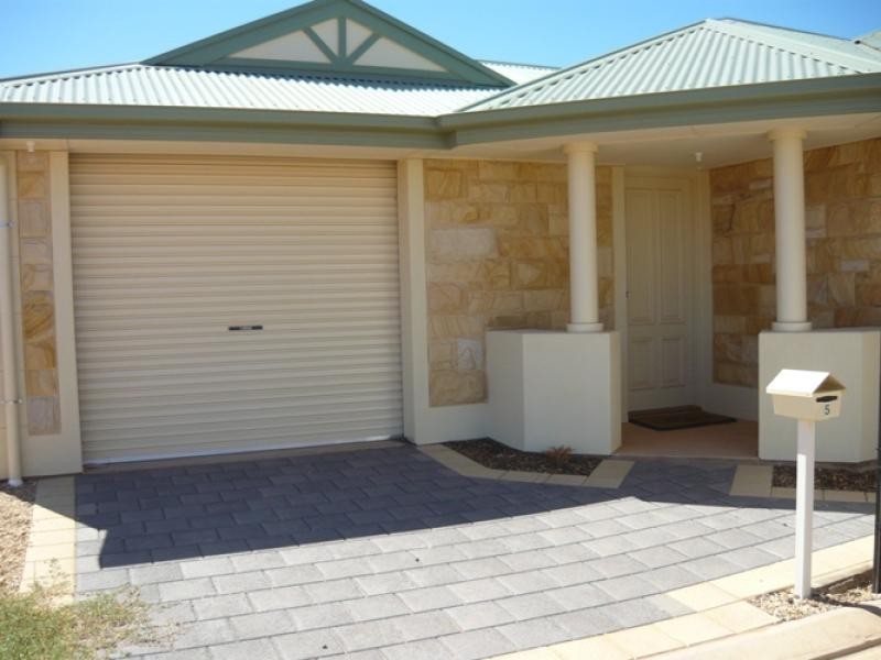 5 Attrill Court, Whyalla SA 5600