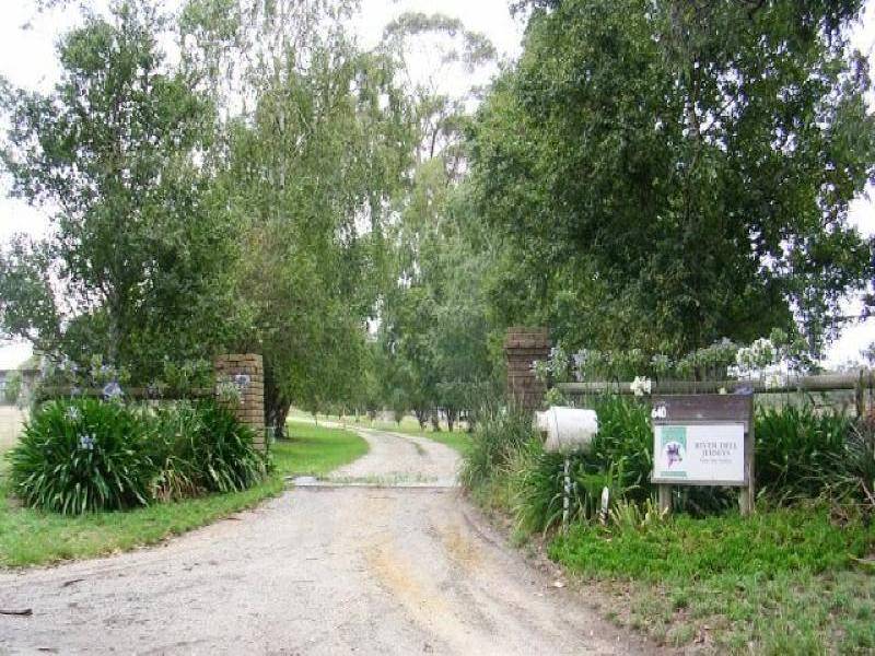 CLIFTON ROAD, Athlone VIC 3818