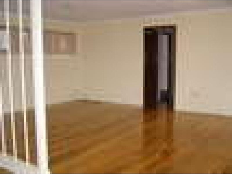 10 Sedgemoor Street, Stafford Heights QLD 4053