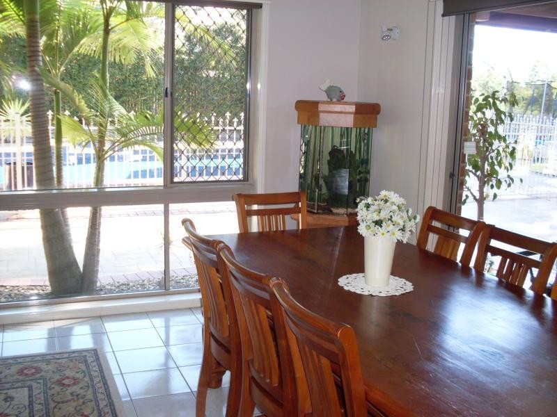 5 Champions Court, Albany Creek QLD 4035