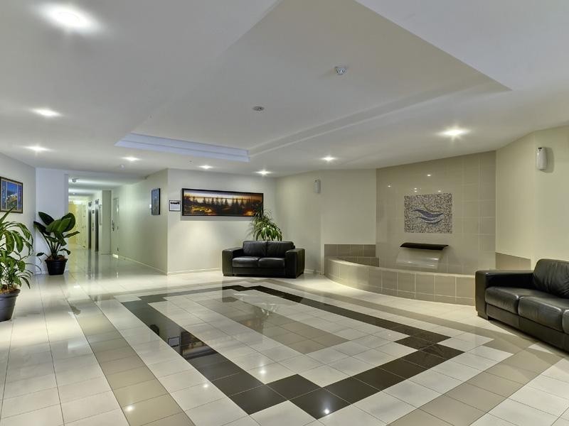 Unit 805/89 Landsborough Avenue, Scarborough QLD 4020