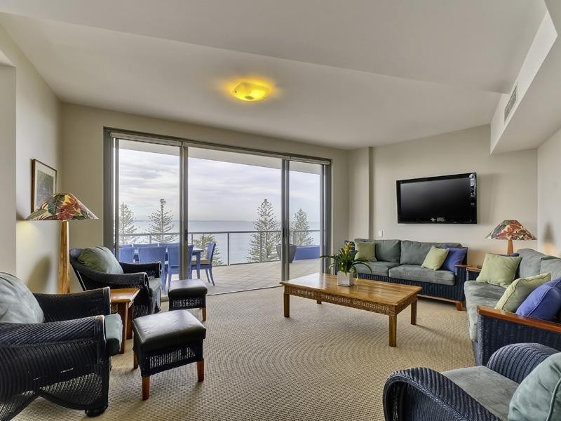 Unit 805/89 Landsborough Avenue, Scarborough QLD 4020