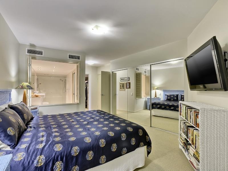 Unit 805/89 Landsborough Avenue, Scarborough QLD 4020