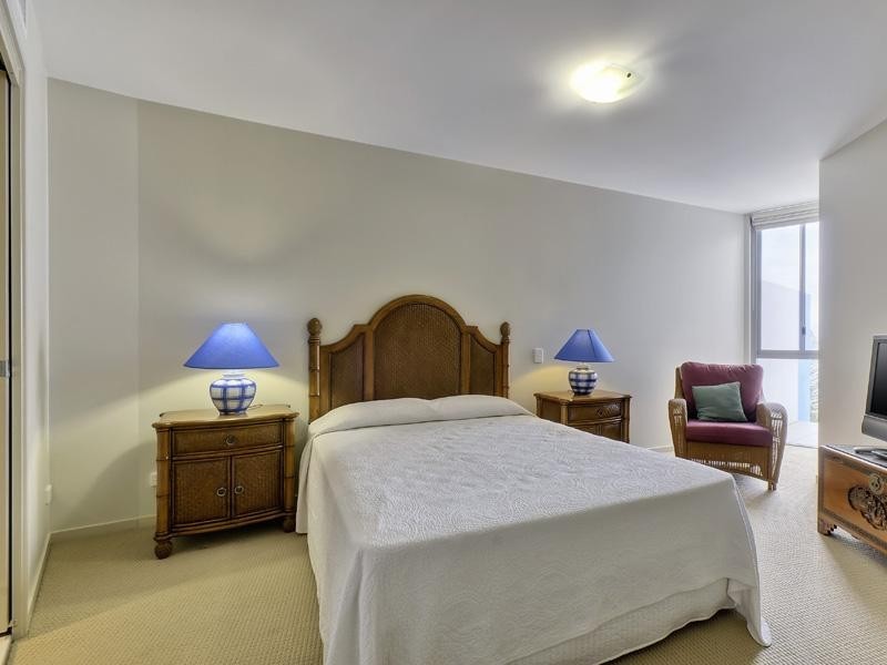 Unit 805/89 Landsborough Avenue, Scarborough QLD 4020