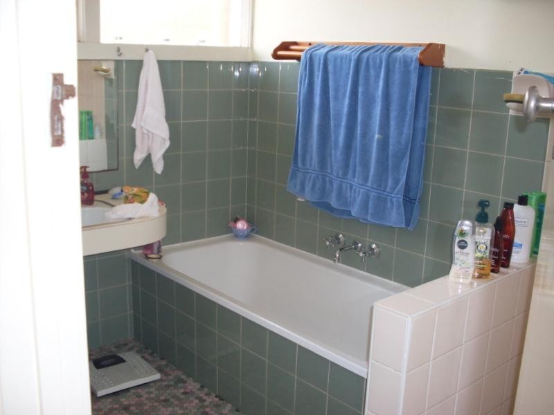 64 Fig Tree Pocket Road, Chapel Hill QLD 4069