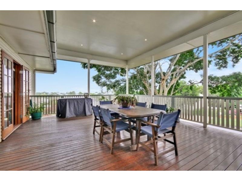 37 Hubbard Street, Wavell Heights QLD 4012