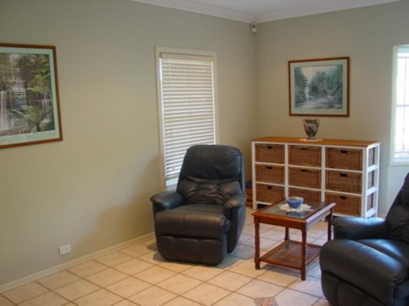 37 Hubbard Street, Wavell Heights QLD 4012