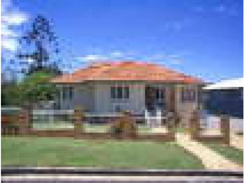 5 Waverley Road, Camp Hill QLD 4152