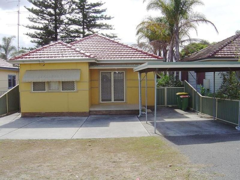15 Hector Street, Umina Beach NSW 2257