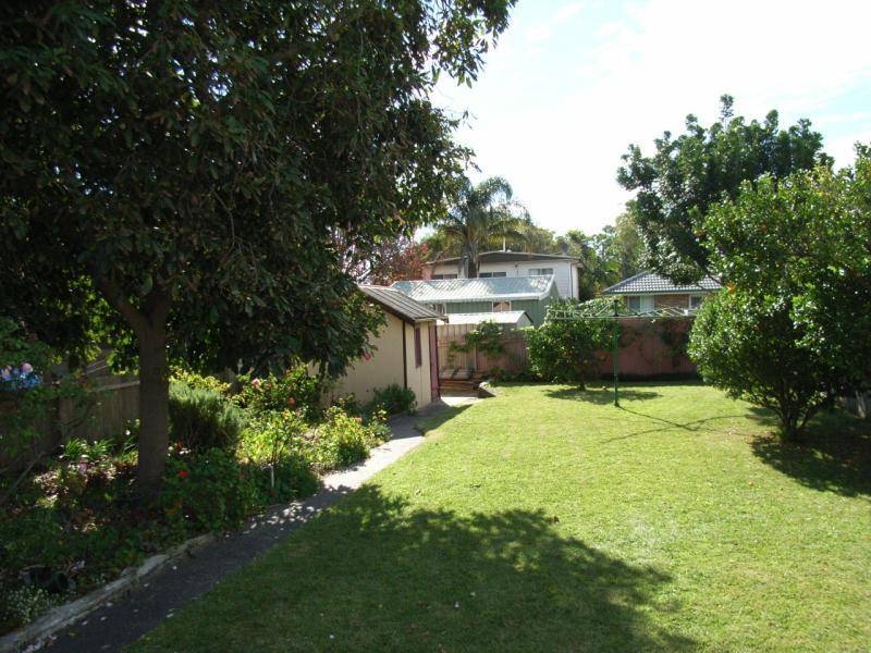 37 WELLINGTON STREET, Umina Beach NSW 2257