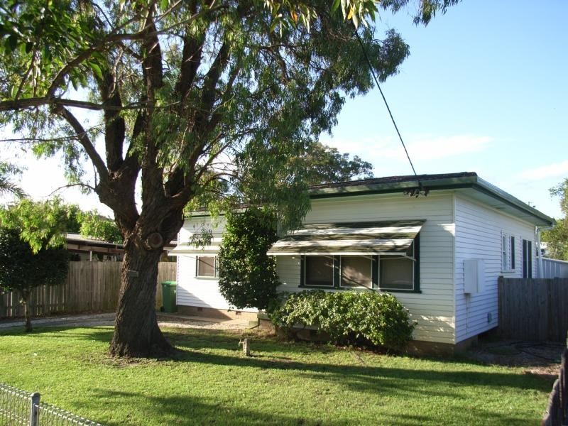 32 BORONIA AVENUE, Woy Woy NSW 2256