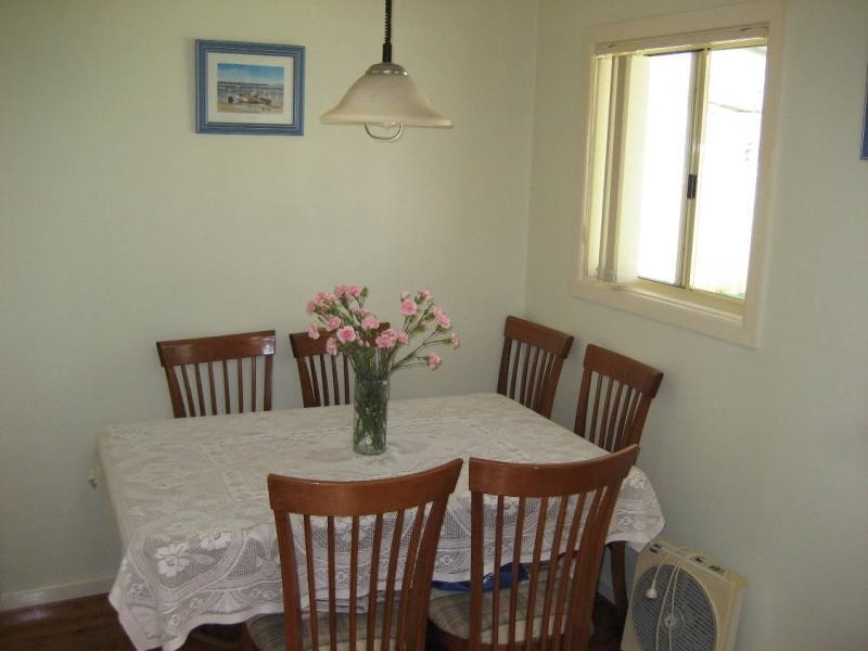 35 Boronia Ave, Woy Woy NSW 2256