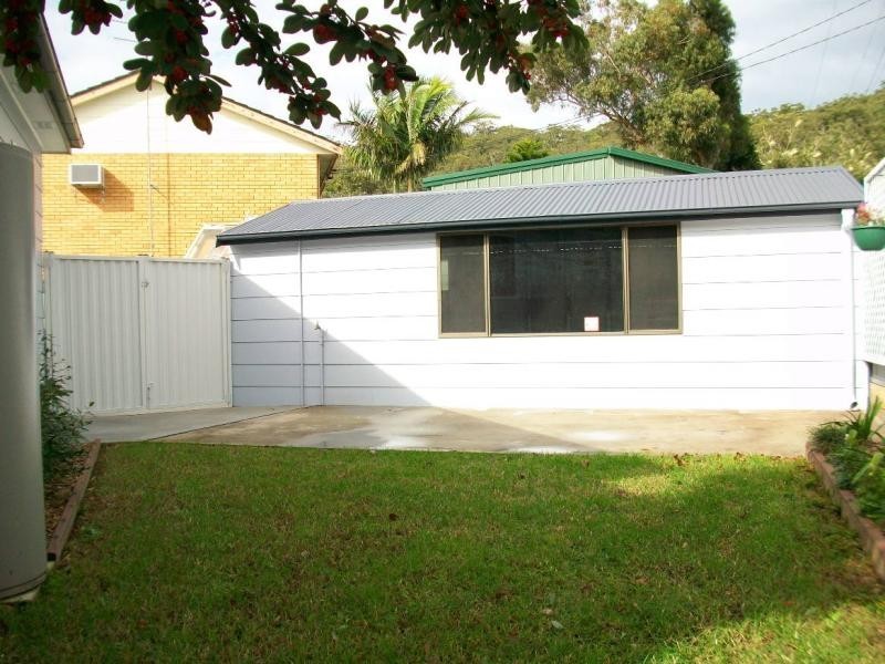 Blackwall NSW 2256