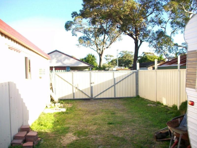 Blackwall NSW 2256
