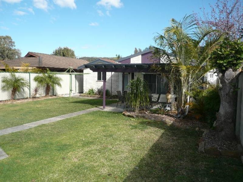 26 Honeysuckle Street, Umina Beach NSW 2257