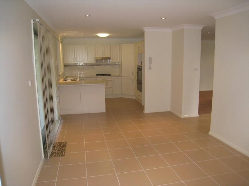 2/26 Farnell Road, Woy Woy NSW 2256