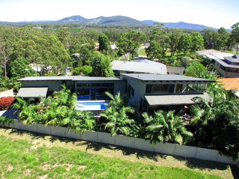 15 DOLPHIN PLACE, Valla Beach NSW 2448