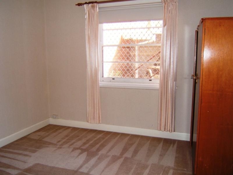 UNIT 1/10 OLYMPIC STREET, Griffith NSW 2680