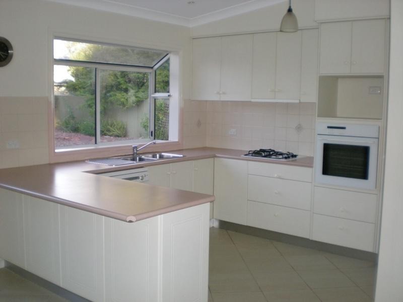 25 GROONGAL AVENUE, Griffith NSW 2680