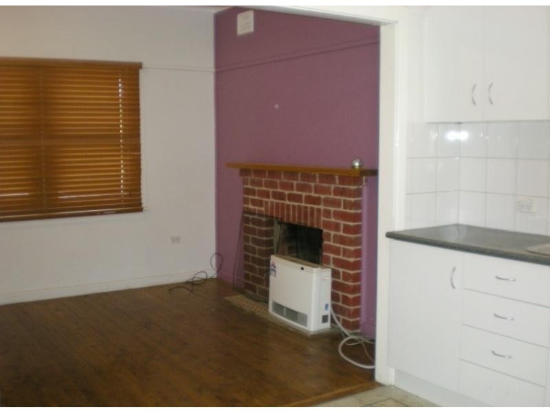 27 Griffin Avenue, Griffith NSW 2680