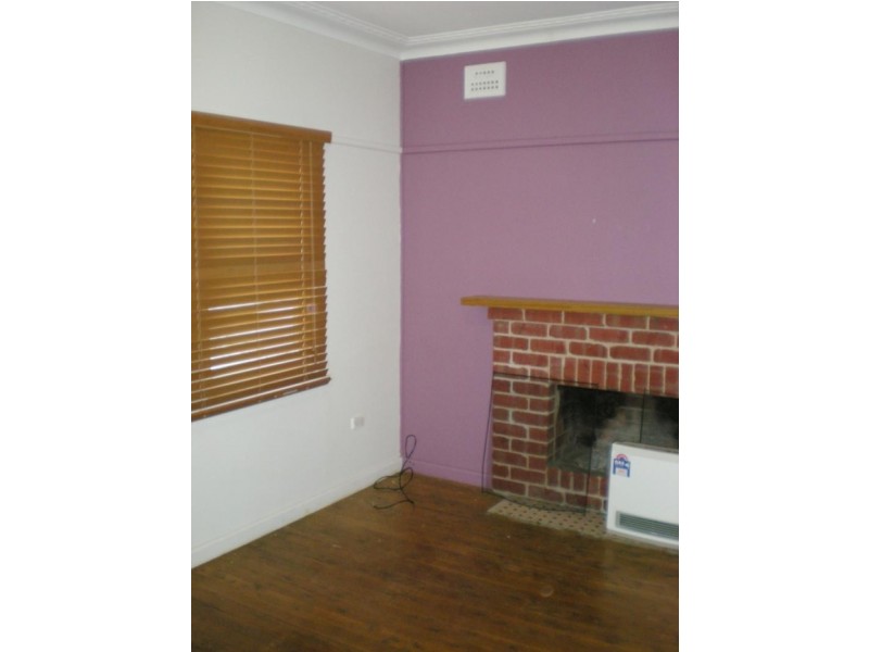 27 Griffin Avenue, Griffith NSW 2680
