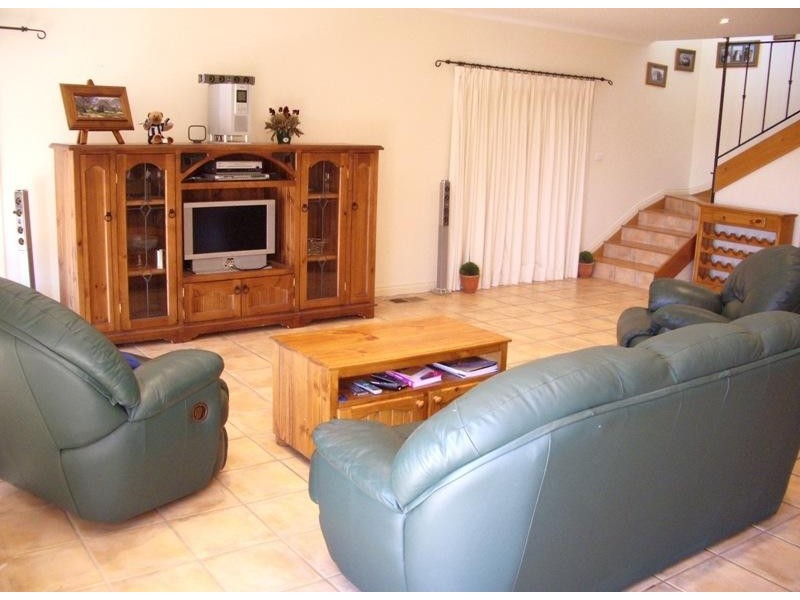 12A Waugh Street, Griffith NSW 2680