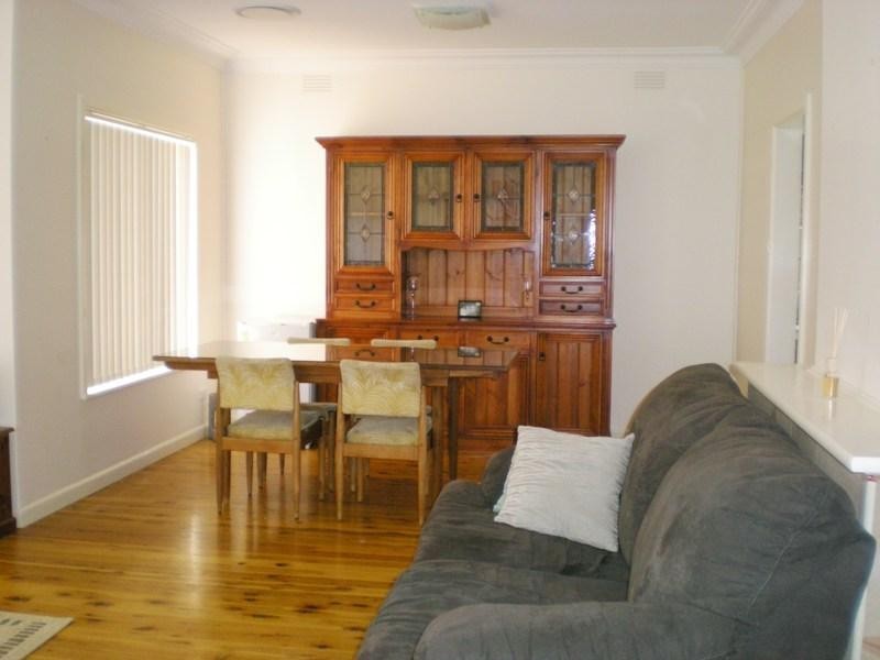 7 Hickey Crescent, Griffith NSW 2680