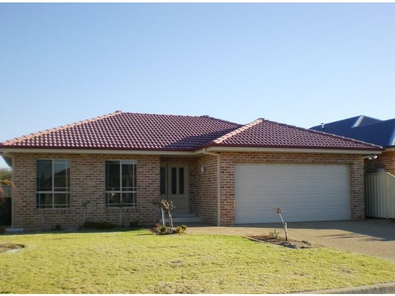 64 Verri Street, Griffith NSW 2680