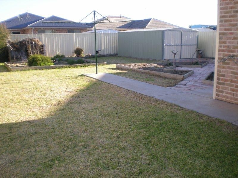 64 Verri Street, Griffith NSW 2680