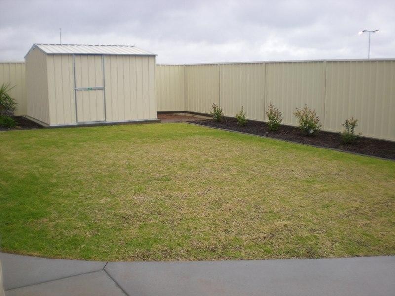 44 Gillmartin Drive, Griffith NSW 2680