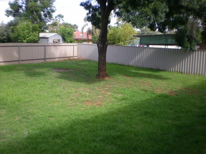 9 Cregan Place, Griffith NSW 2680