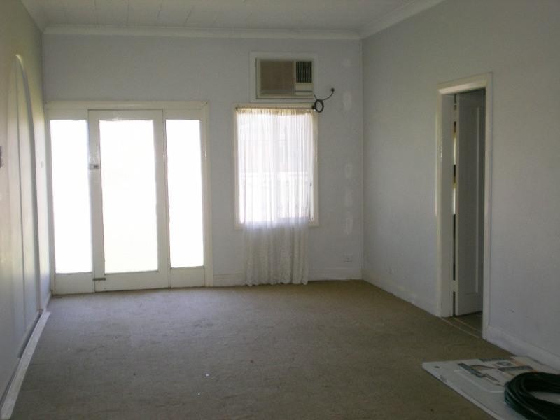 21 Erskine Road, Griffith NSW 2680