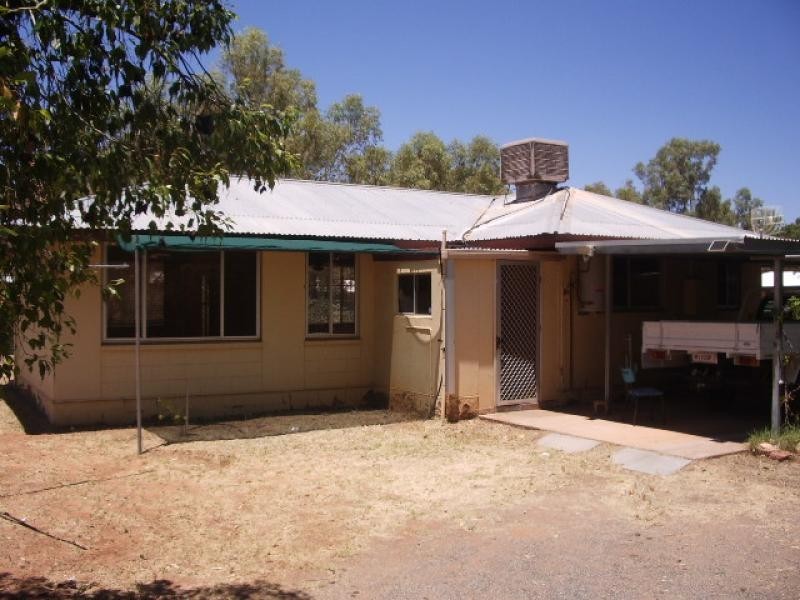 10 Achilpa Street, Alice Springs NT 0870