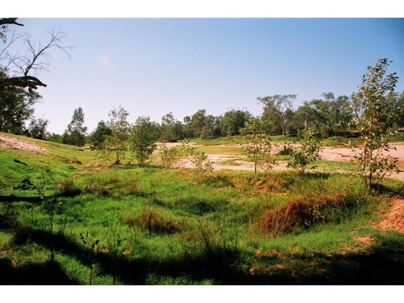 HENBURY STATION, 125 kms south of, Alice Springs NT 0872