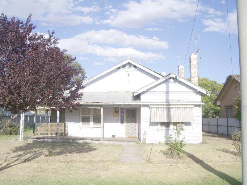 32 COGHILL STREET, Yarrawonga VIC 3730