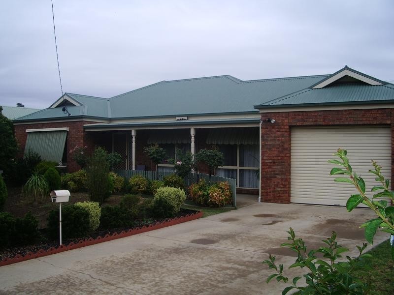 99 LUCAN STREET, Mulwala NSW 2647