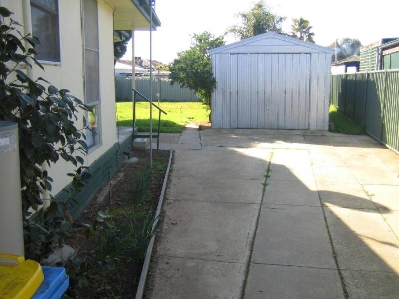 34 Pinniger Street, Yarrawonga VIC 3730