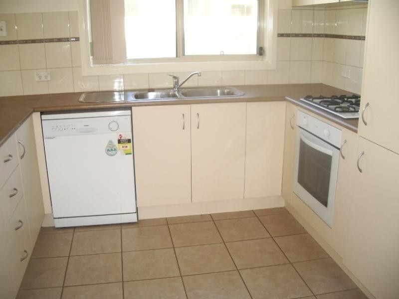 21 Steneker Crescent, Yarrawonga VIC 3730