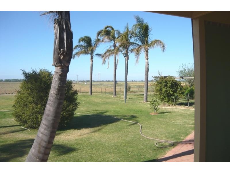 12 Hogans Road, Yarrawonga VIC 3730