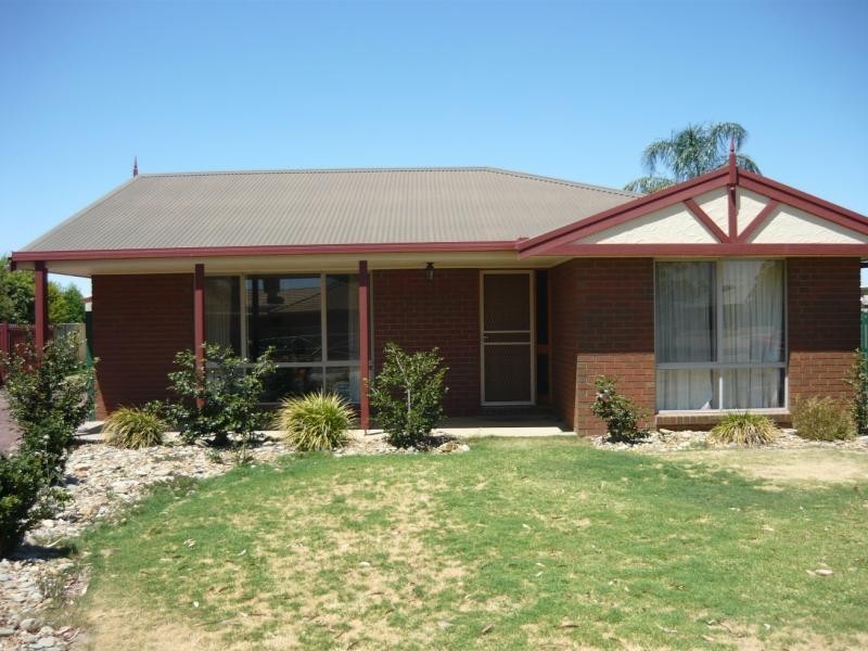 10 Leslie Mews, Yarrawonga VIC 3730