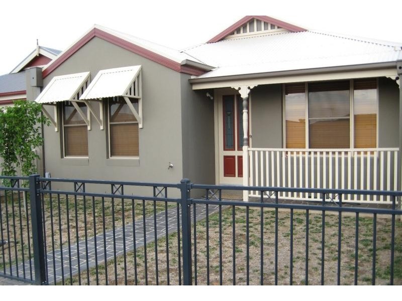 5 Rebecca Way, Yarrawonga VIC 3730