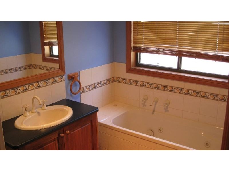 104 South Road, Yarrawonga VIC 3730