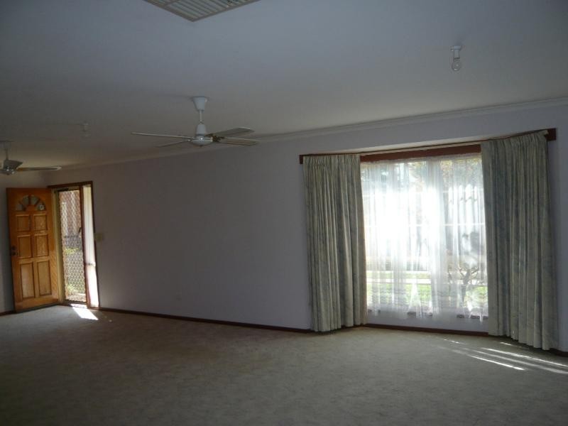 2/2 Leslie Mews, Yarrawonga VIC 3730