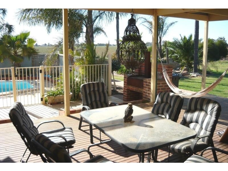 12 Hogans Road, Yarrawonga VIC 3730